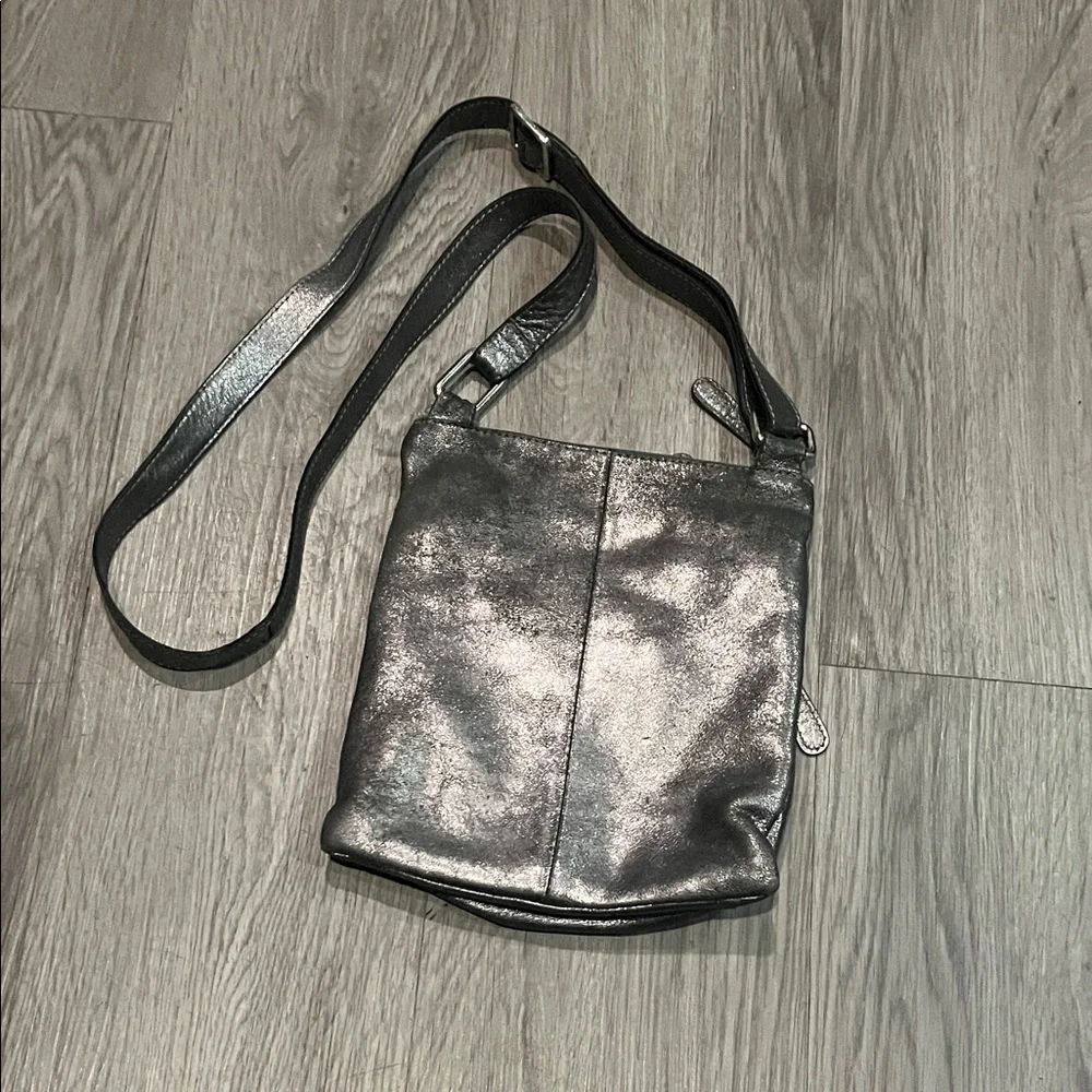 N/A stylish metallic